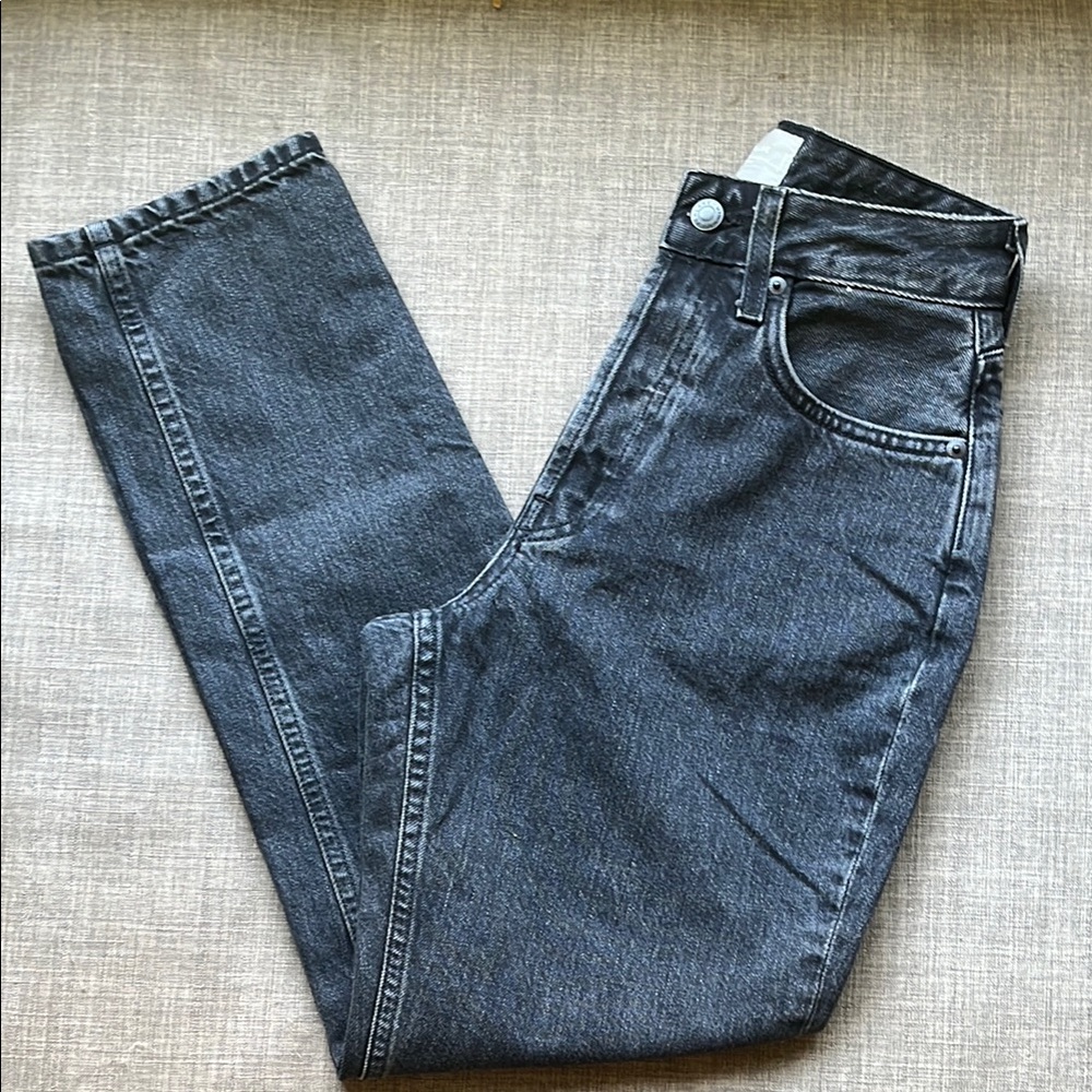 Everlane Black The Curvy 90's Cheeky Straight Jean 25 Ankle
